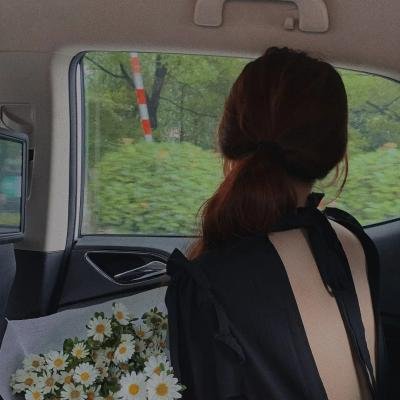 灵欲相通姊妹花